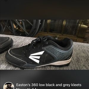 Easton’s 360 low black and grey kleets
